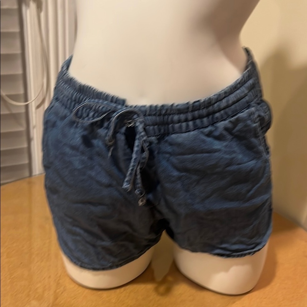Gap Women’s Blue Denim Drawstring Shorts Size 8 - Picture 13 of 16